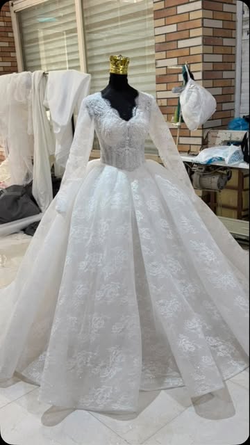 لباس عروس دانتل فرانسه کد ۴۵۷
